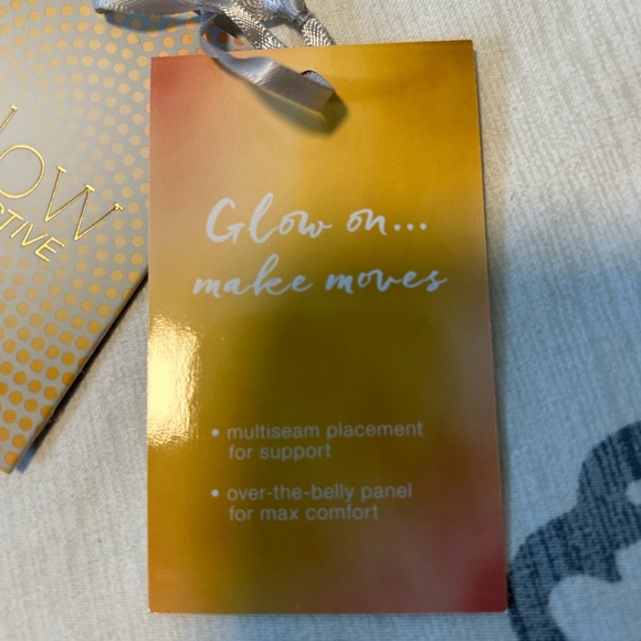 NWT maternity grey capri-length tights/leggings - Picture 4 of 4